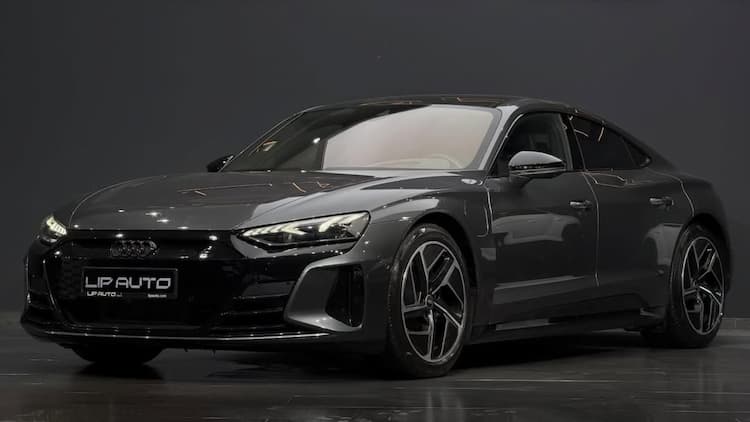 AUDI E-TRON RS GT